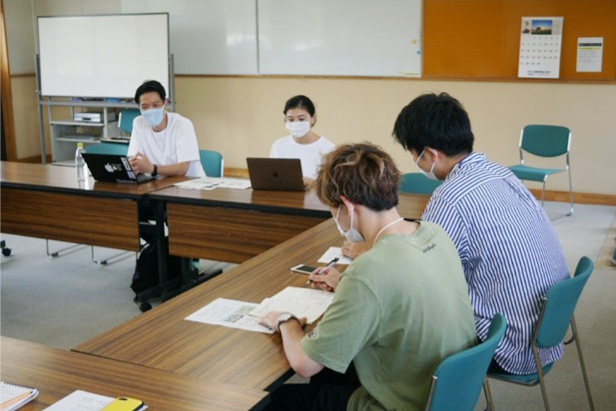 住民インタビューの様子